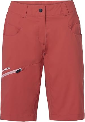 Knielange Damen Wanderhose. Bermuda mit elastischem Material