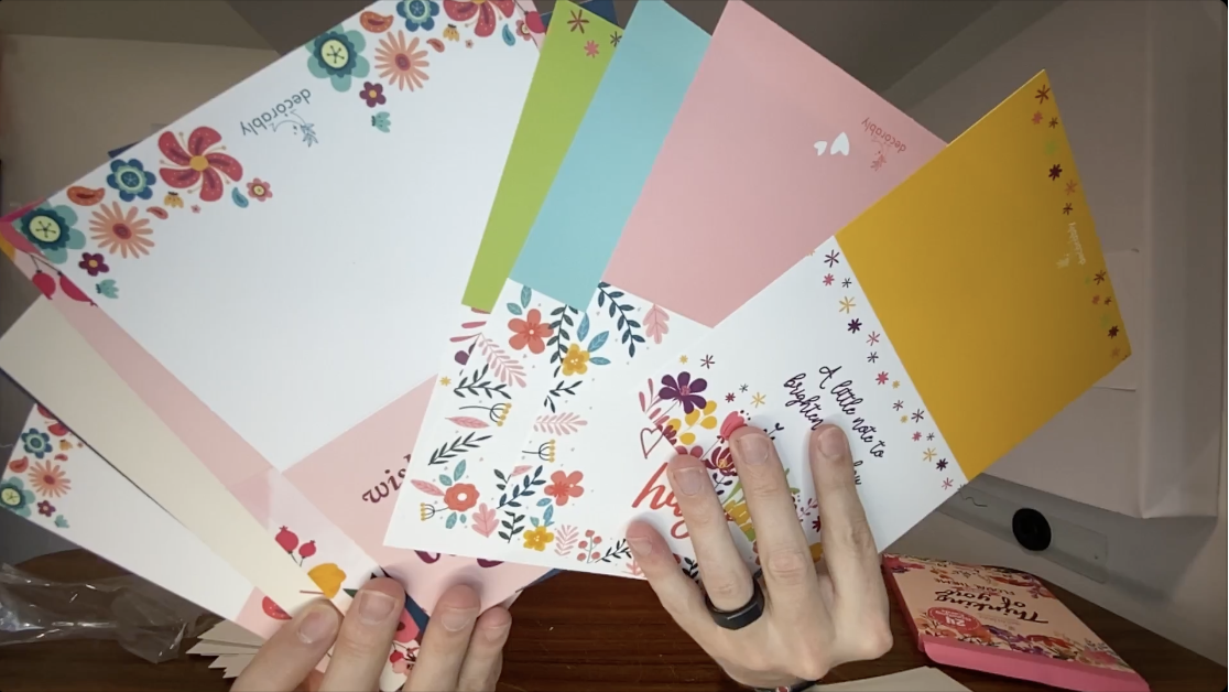 BEST Floral Greeting Cards? | Decorably Thinking of You Card