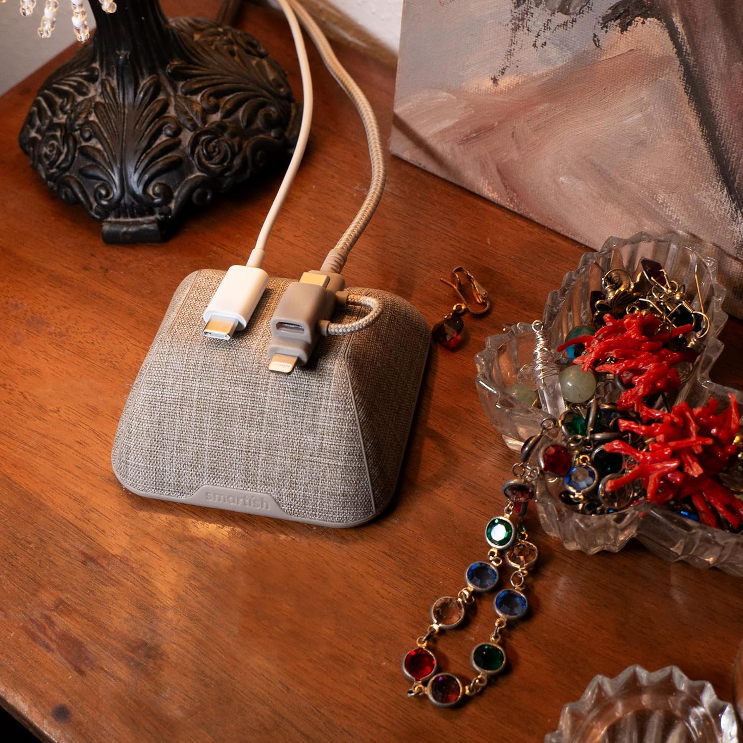 Smartish Magnetic Cord Holder